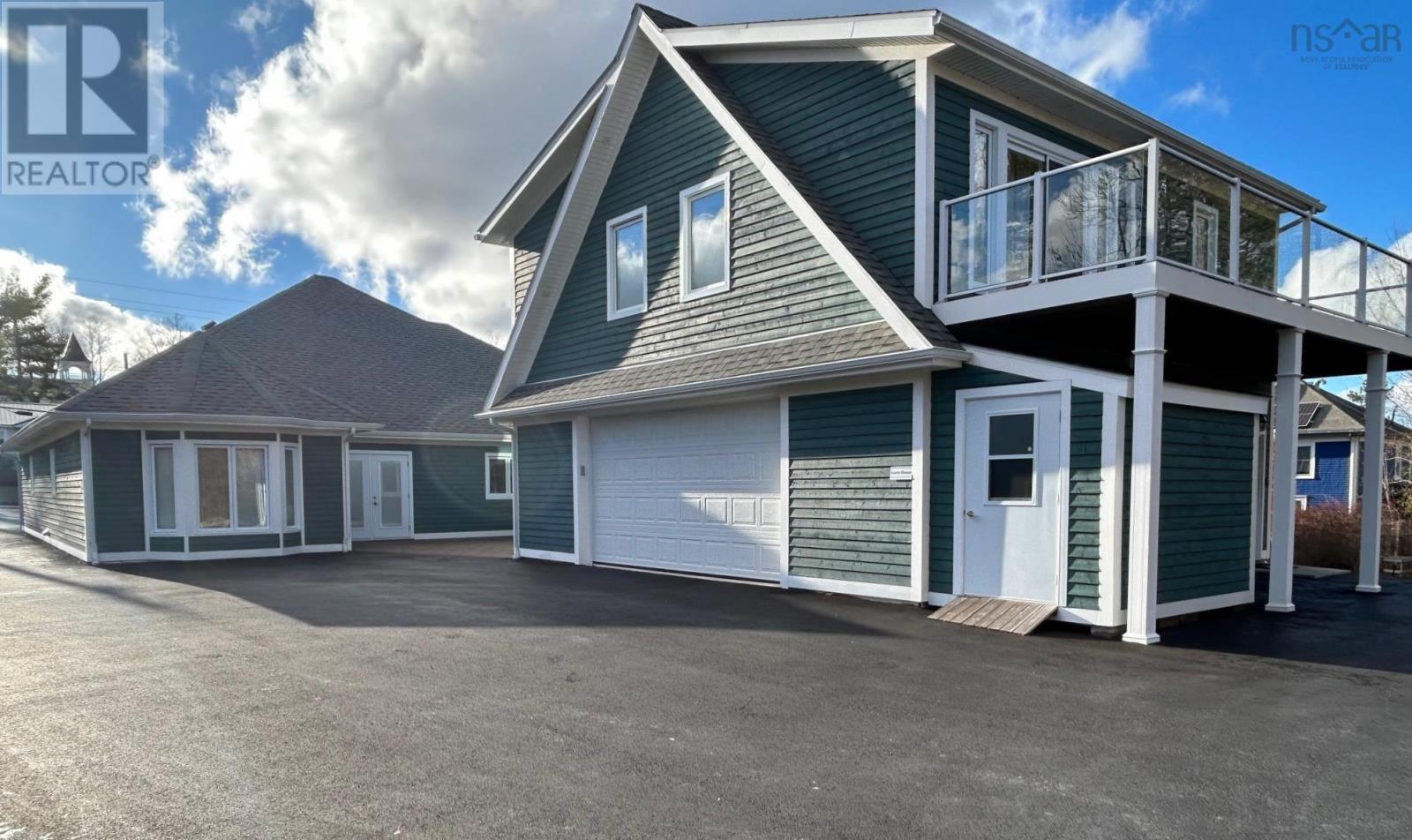 45 Pleasant Street, Mahone Bay, Nova Scotia  B0J 2E0 - Photo 2 - 202528648