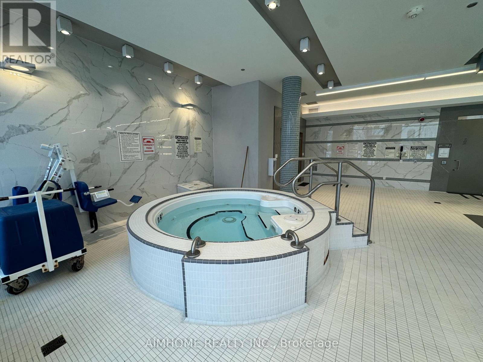 1311 - 32 Forest Manor Road, Toronto, Ontario  M2J 0H2 - Photo 9 - C12682632