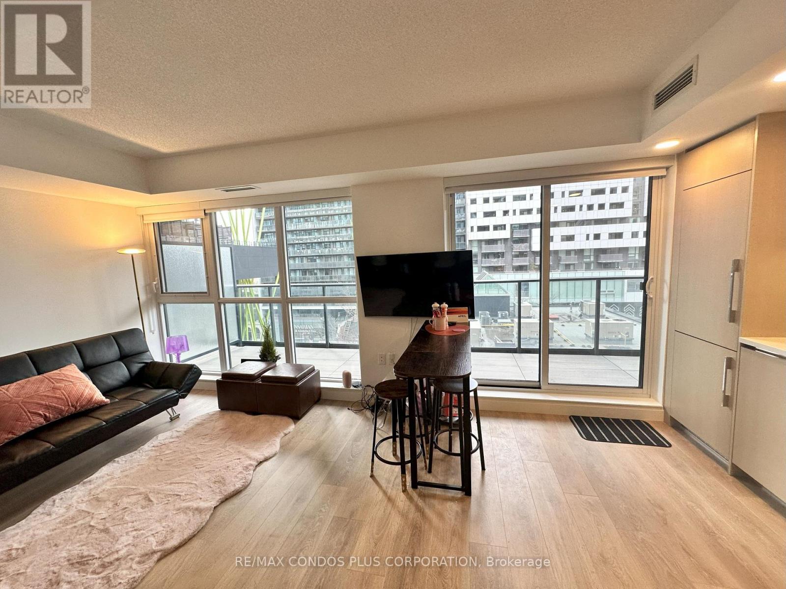 712 - 38 Widmer Street, Toronto, Ontario  M5V 0P7 - Photo 13 - C12682678