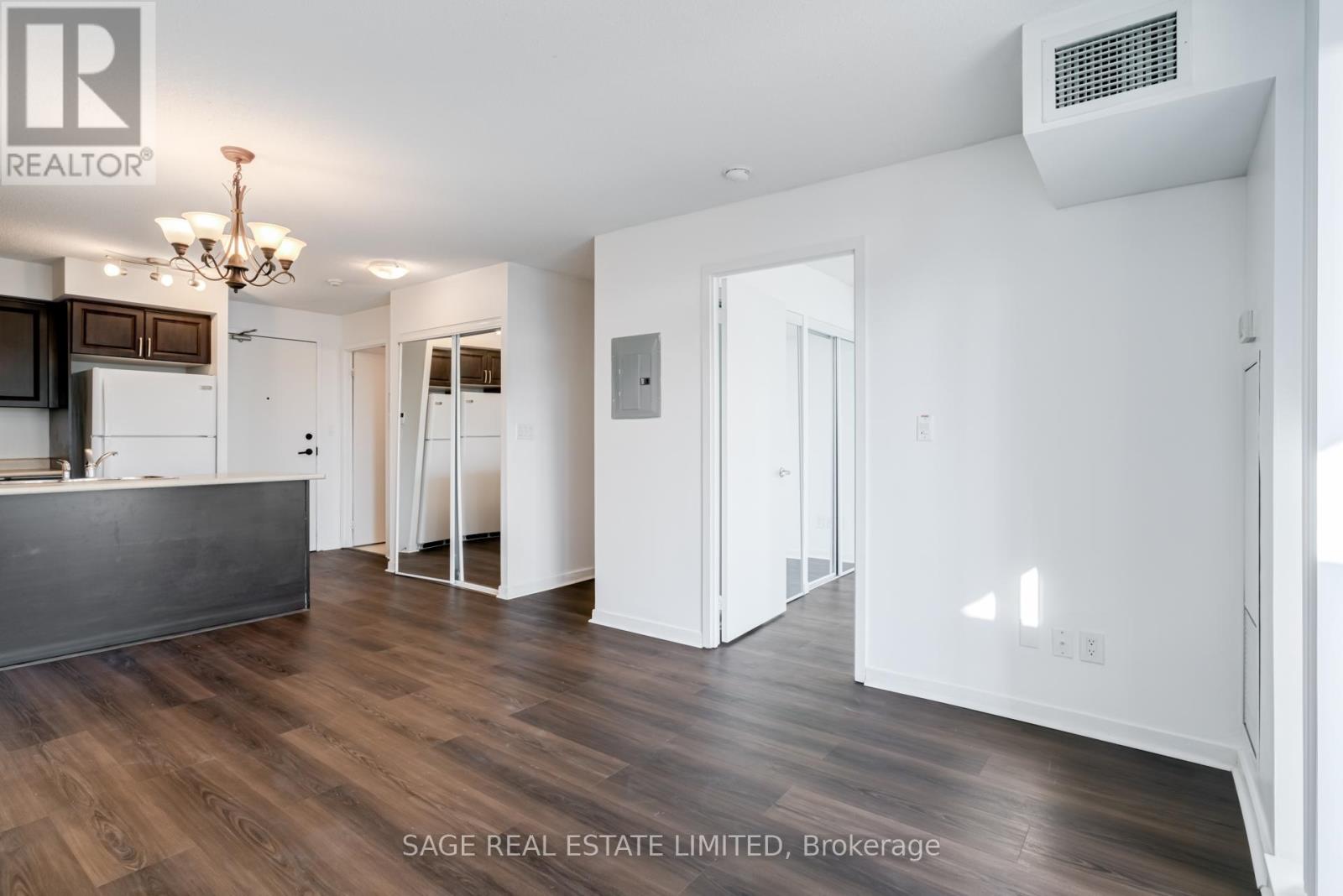 310 - 120 Dallimore Circle, Toronto, Ontario  M3C 4J1 - Photo 12 - C12682704