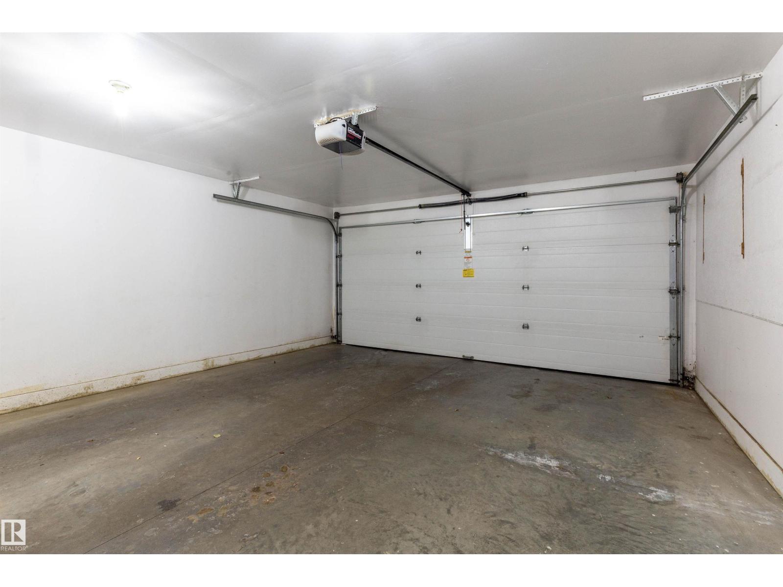 1615 Towne Centre Bv Nw, Edmonton, Alberta  T6R 0S3 - Photo 30 - E4469614