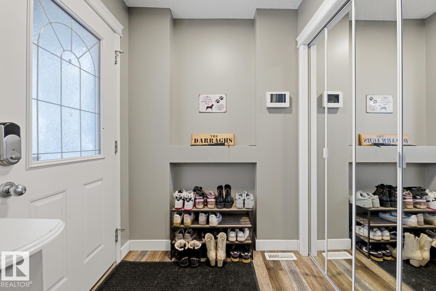 5851 Sutter Pl Nw, Edmonton, Alberta  T6R 3R2 - Photo 5 - E4469615