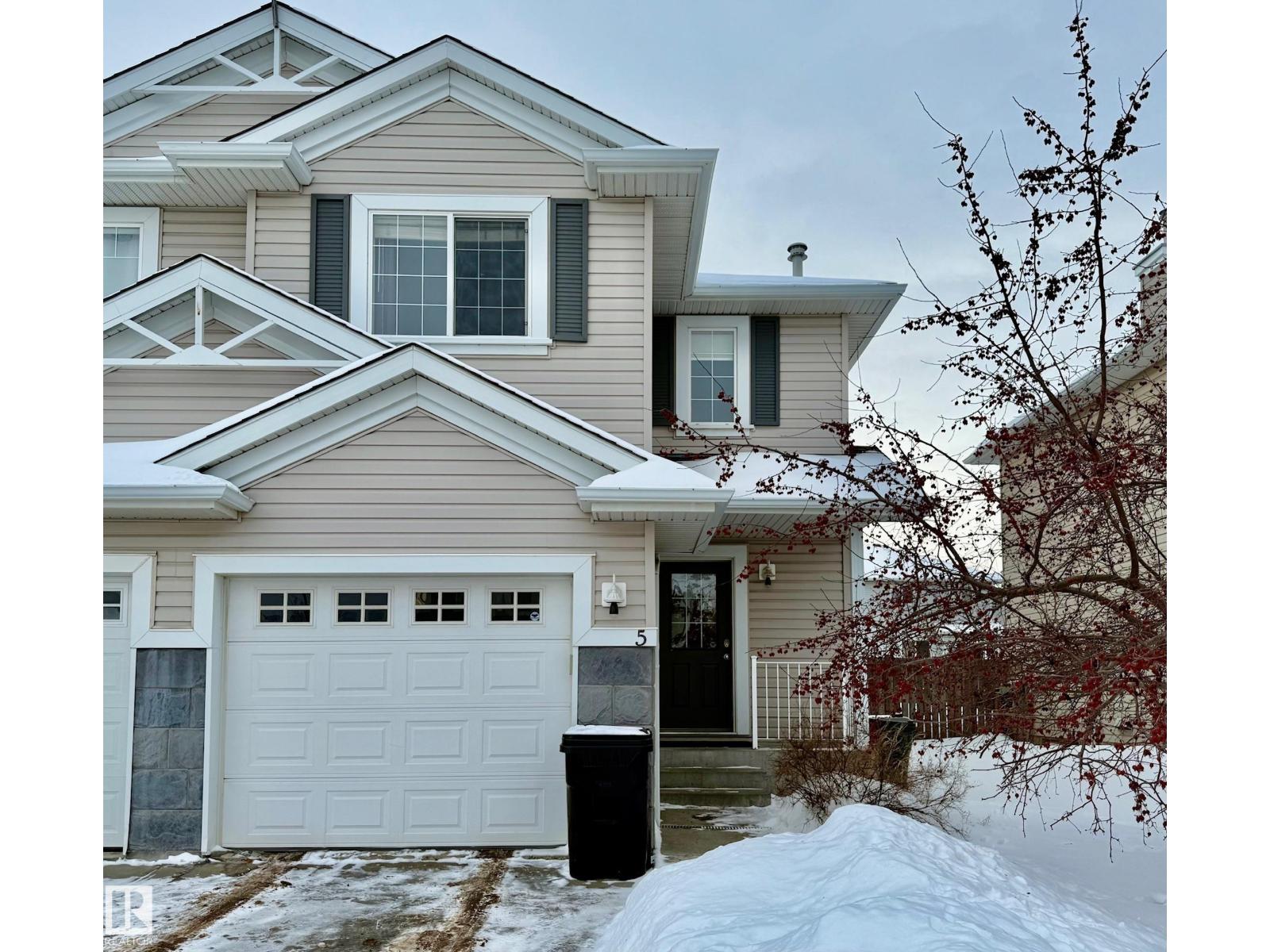 5 CHESTERMERE WY, Sherwood Park, Alberta