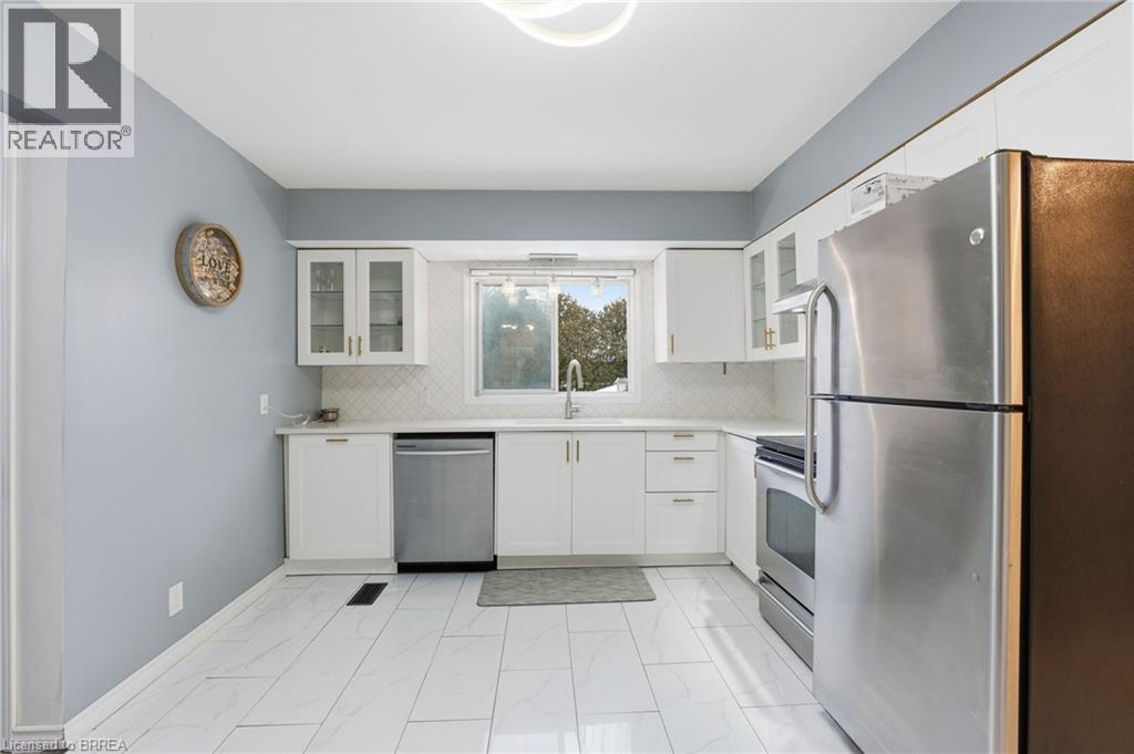 4 Lillian Street, St. George, Ontario  N0E 1N0 - Photo 11 - 40787813