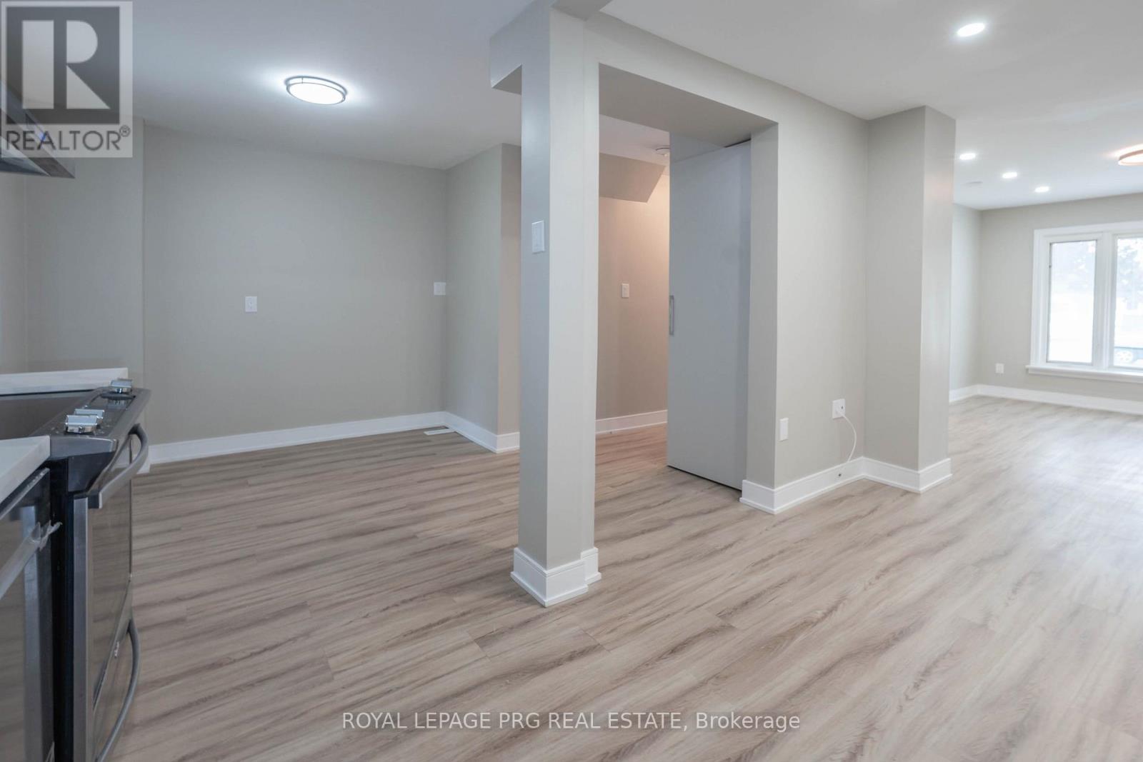 Upper Floor - 33 Glenmore Crescent, Brampton, Ontario  L6S 1H9 - Photo 14 - W12682600