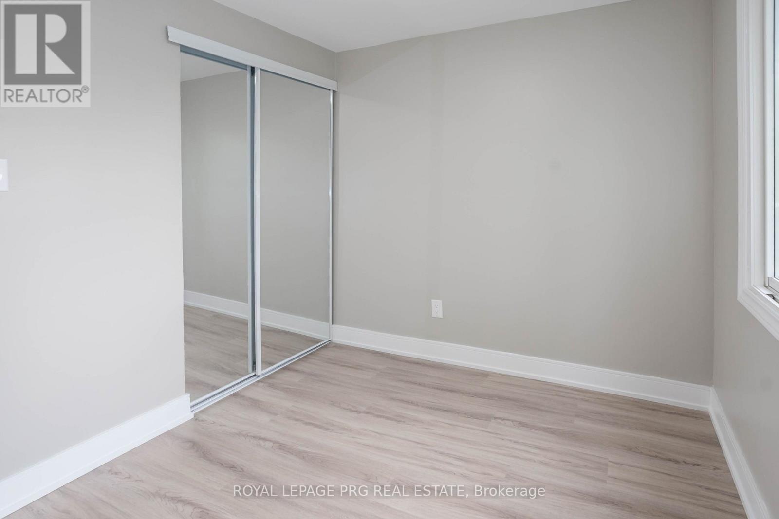 Upper Floor - 33 Glenmore Crescent, Brampton, Ontario  L6S 1H9 - Photo 28 - W12682600