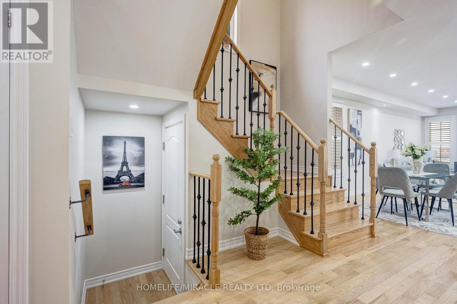 14 Vezna Crescent, Brampton, Ontario  L6X 5K6 - Photo 26 - W12682606