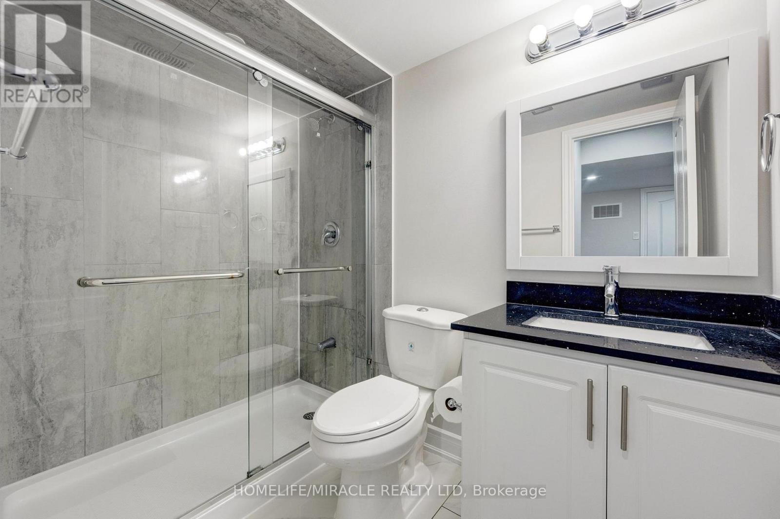 14 Vezna Crescent, Brampton, Ontario  L6X 5K6 - Photo 33 - W12682606