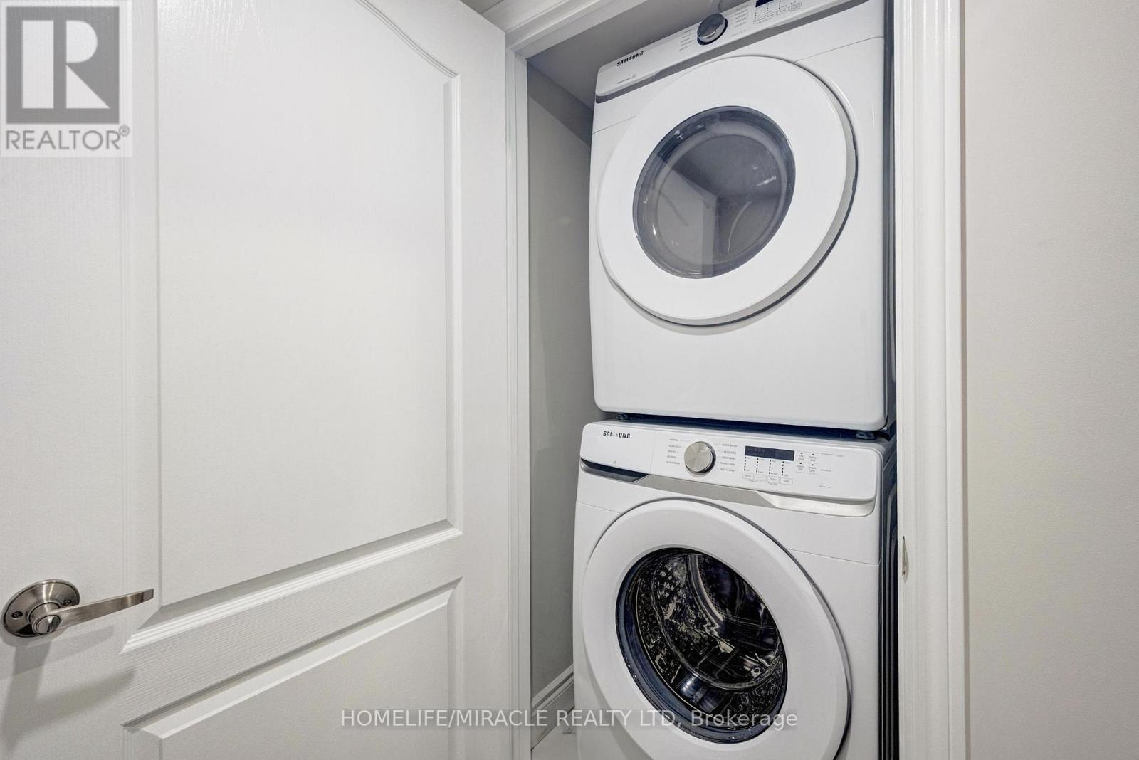 14 Vezna Crescent, Brampton, Ontario  L6X 5K6 - Photo 34 - W12682606