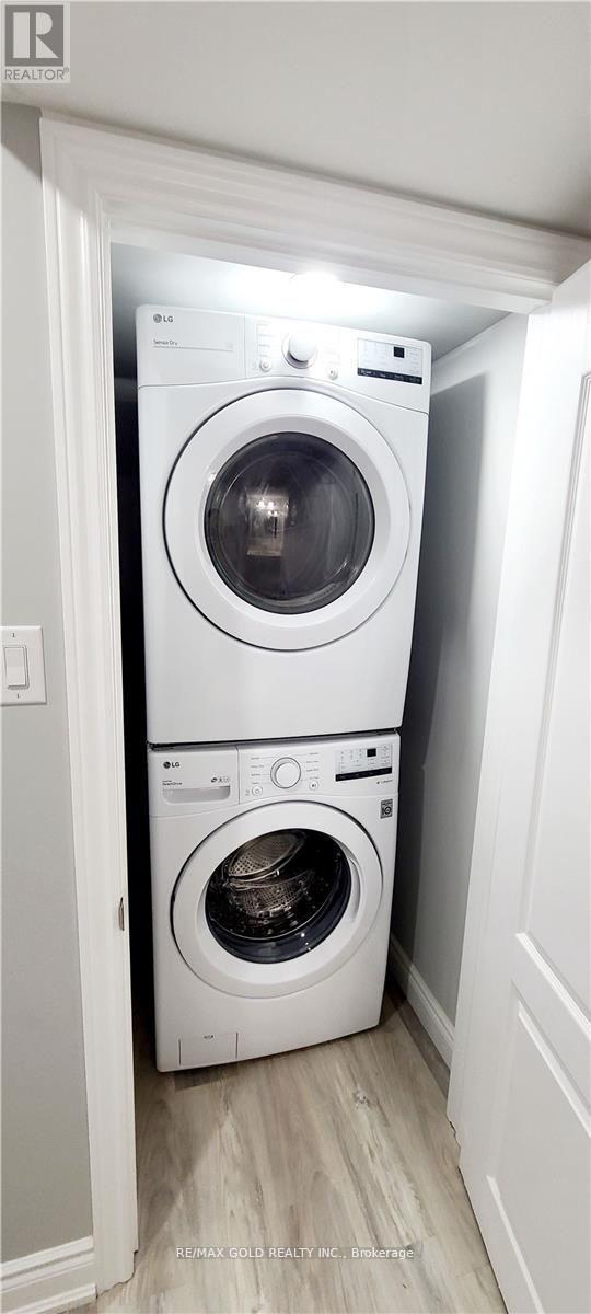 Bsmt - 29 Sunny Glen Crescent, Brampton, Ontario  L7A 2C6 - Photo 3 - W12682610