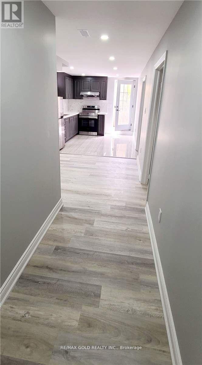 Bsmt - 29 Sunny Glen Crescent, Brampton, Ontario  L7A 2C6 - Photo 4 - W12682610