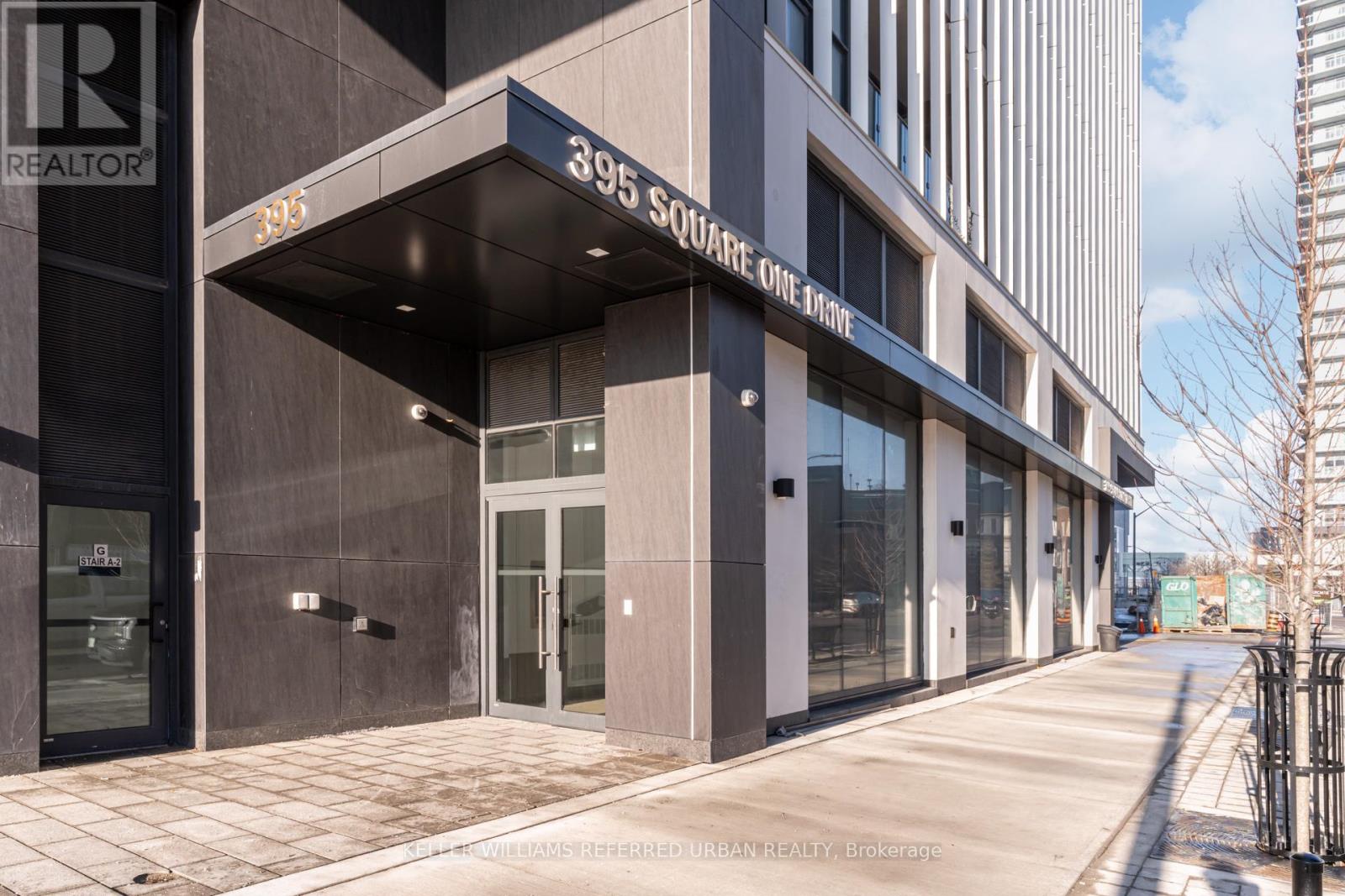 1412 - 395 Square One Drive, Mississauga, Ontario  L5B 0P6 - Photo 3 - W12682624