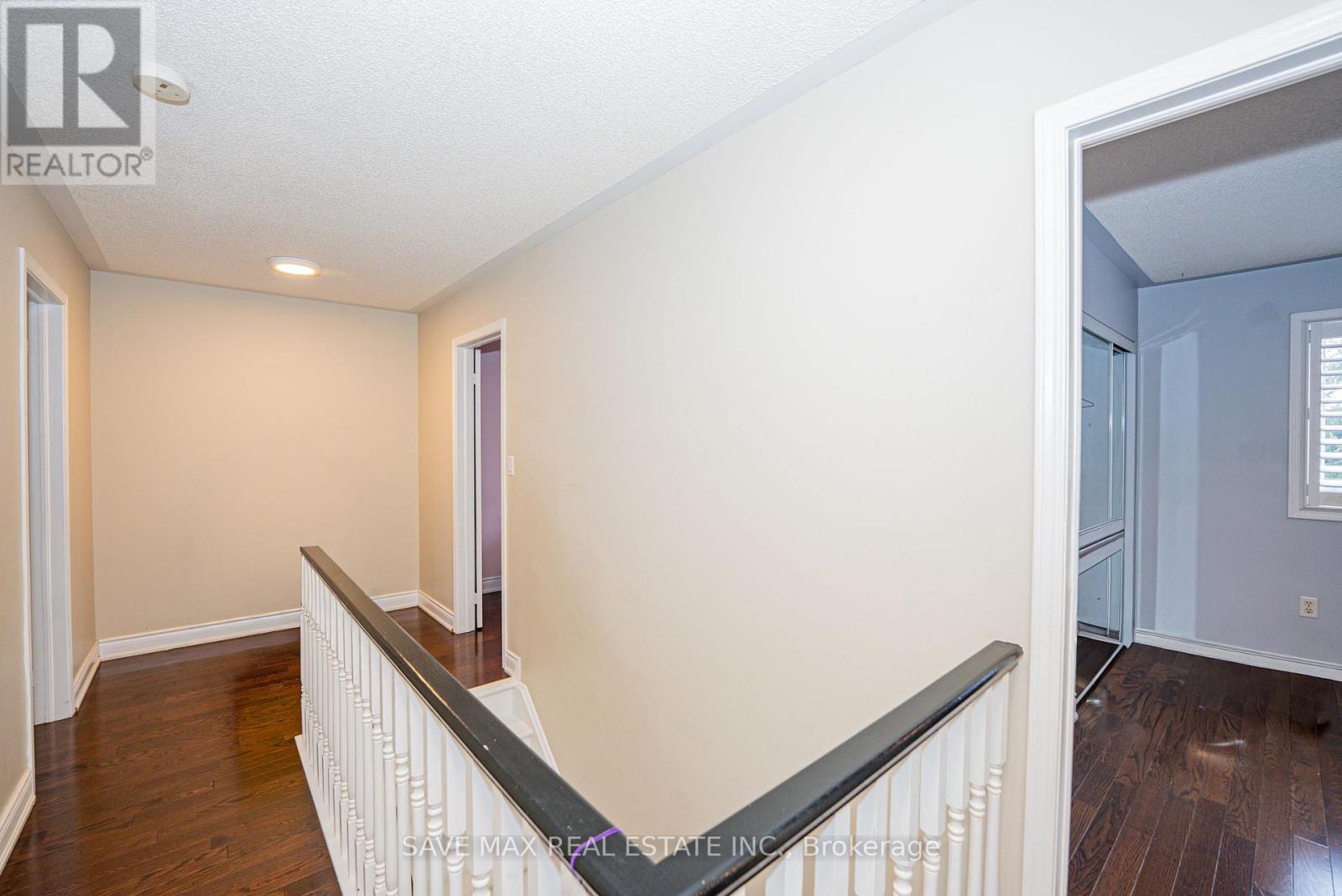 1691 Samuelson Circle, Mississauga, Ontario  L5N 7Z8 - Photo 34 - W12682680