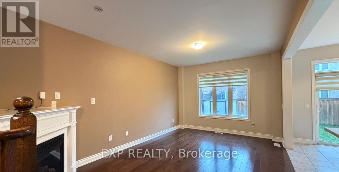 12 Goodsway Trail, Brampton, Ontario  L7A 4A3 - Photo 4 - W12682714