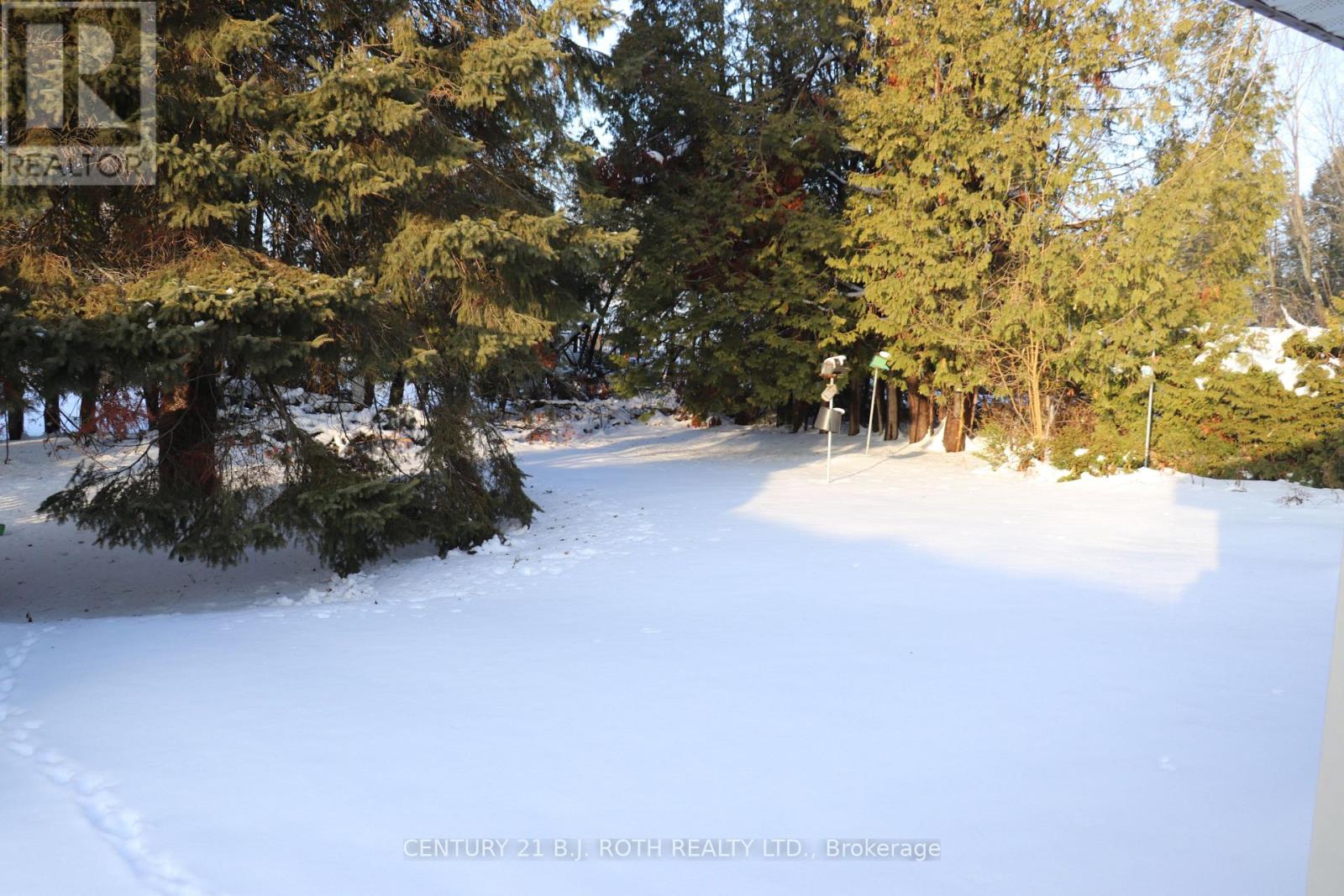 430 Farquhar Street, Gravenhurst, Ontario  P1P 1E4 - Photo 2 - X12682626