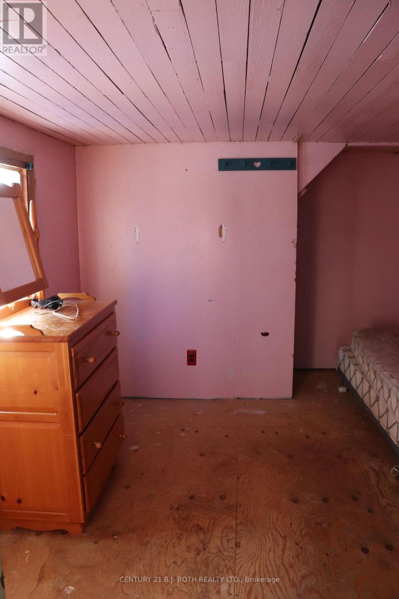 430 Farquhar Street, Gravenhurst, Ontario  P1P 1E4 - Photo 8 - X12682626