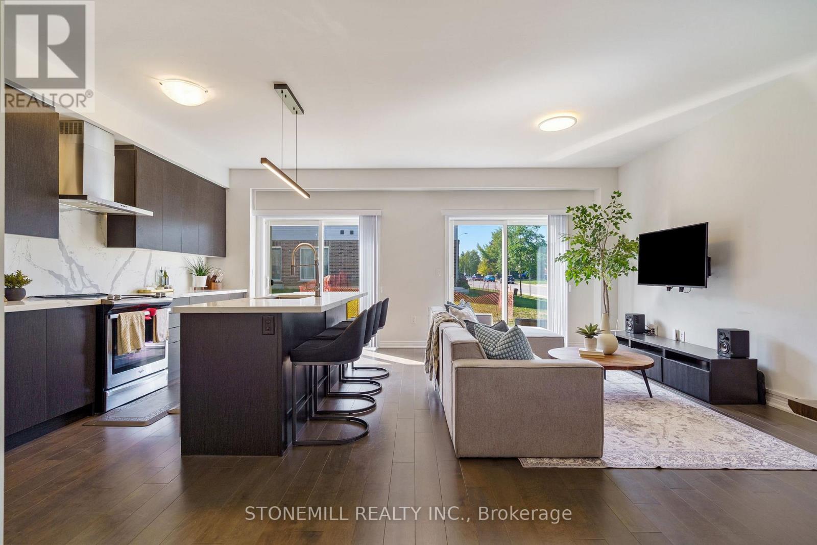 60 Bobolink Road, Hamilton, Ontario  L9A 2P5 - Photo 11 - X12682654