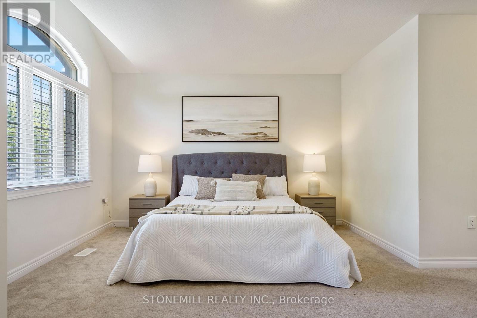 60 Bobolink Road, Hamilton, Ontario  L9A 2P5 - Photo 13 - X12682654