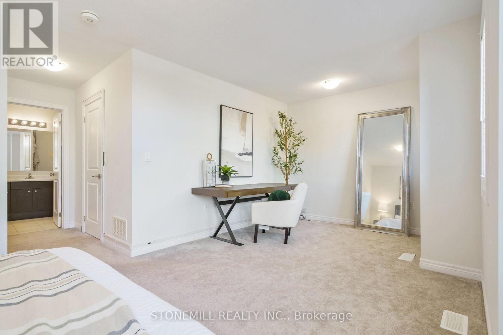 60 Bobolink Road, Hamilton, Ontario  L9A 2P5 - Photo 14 - X12682654