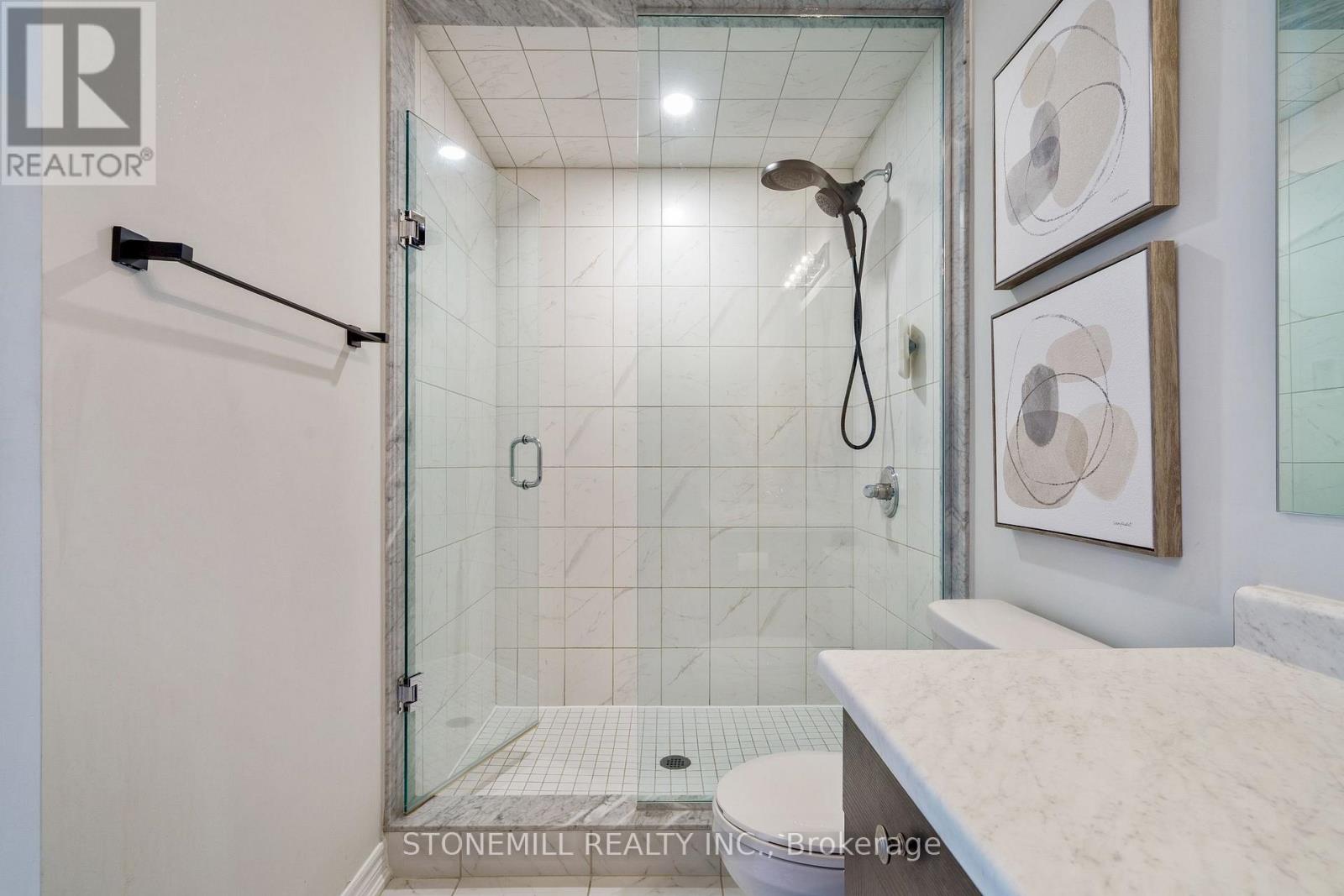 60 Bobolink Road, Hamilton, Ontario  L9A 2P5 - Photo 16 - X12682654