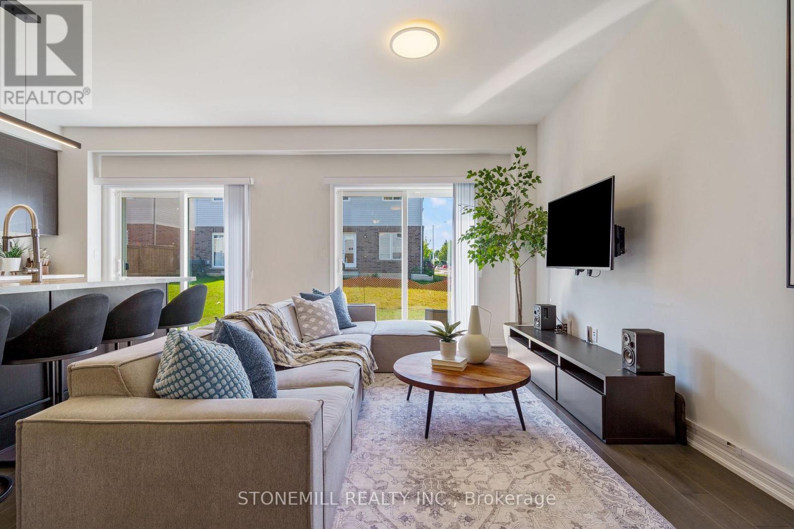 60 Bobolink Road, Hamilton, Ontario  L9A 2P5 - Photo 6 - X12682654