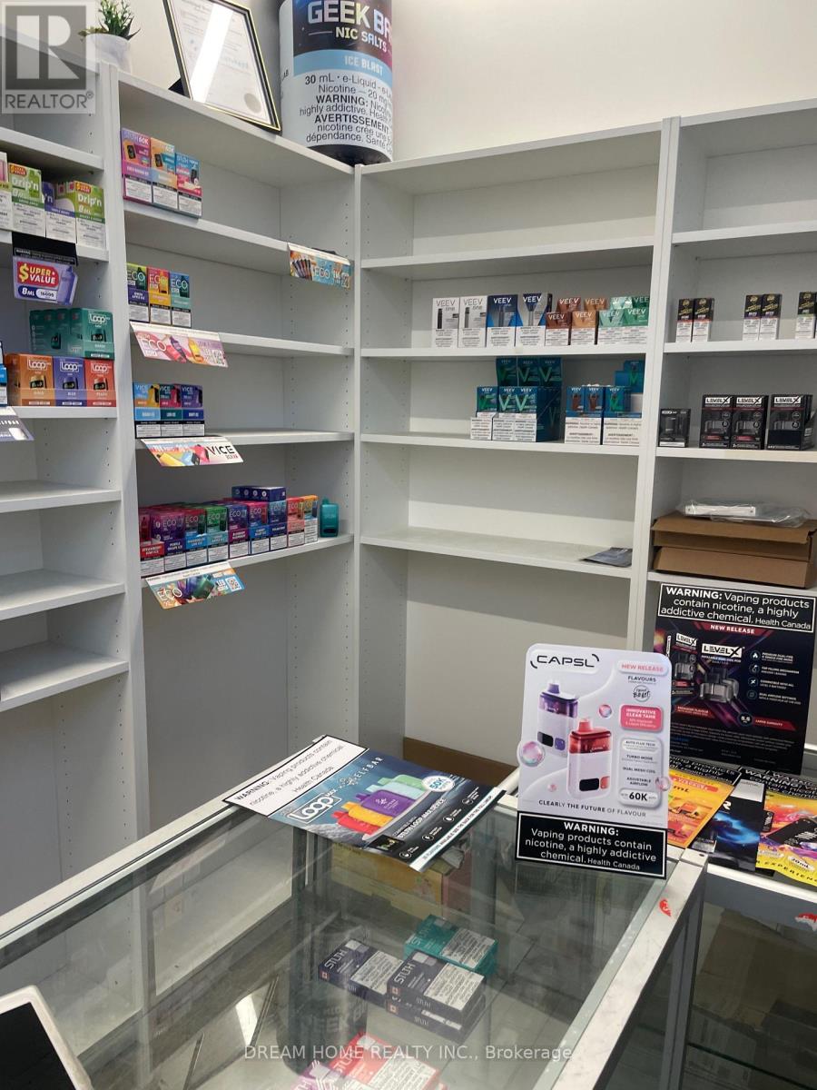 2 Mill Street W, Chatham-Kent, Ontario  N0P 2L0 - Photo 33 - X12682672