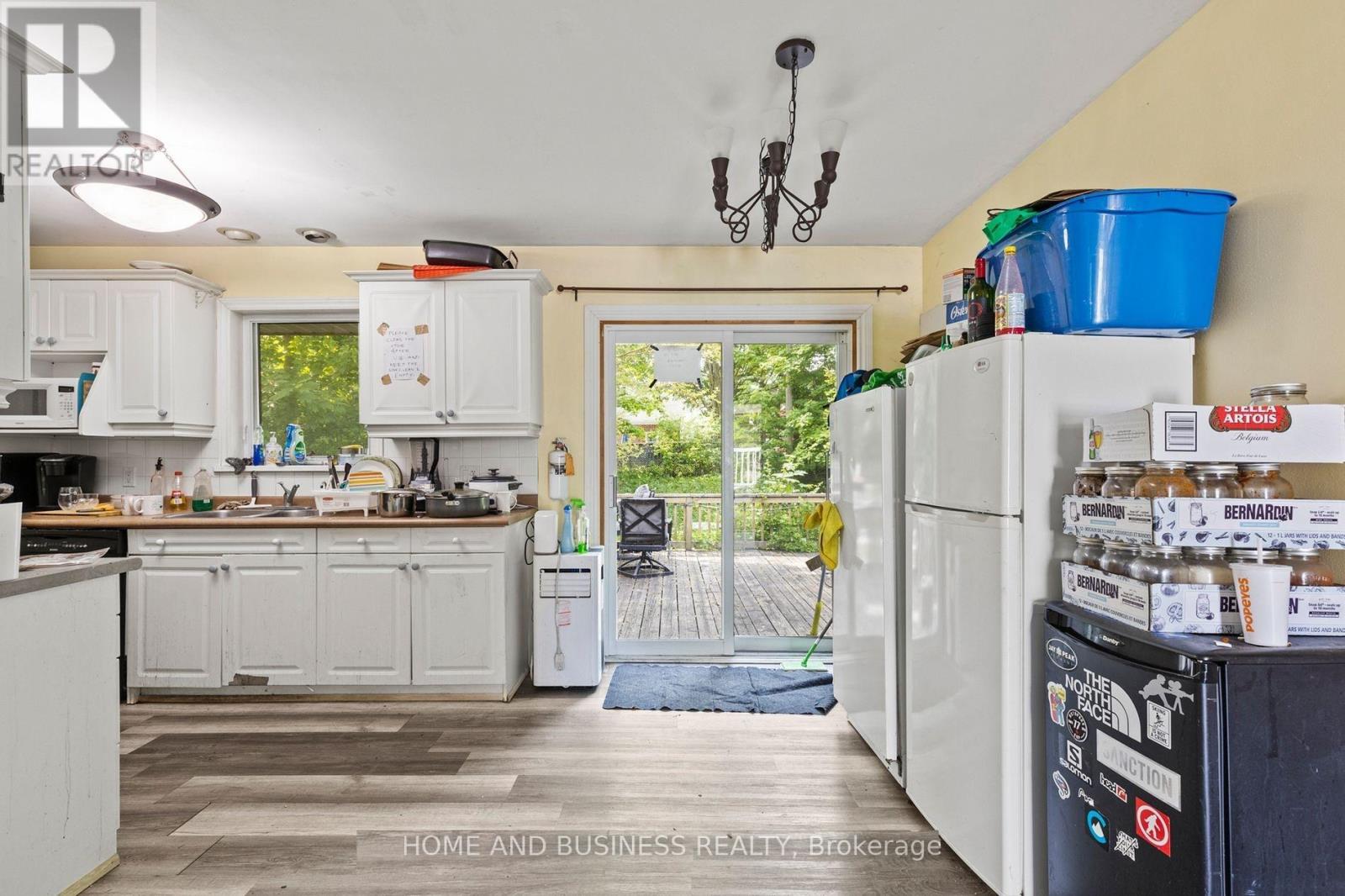 51 High Street, Waterloo, Ontario  N2L 3X7 - Photo 7 - X12682720