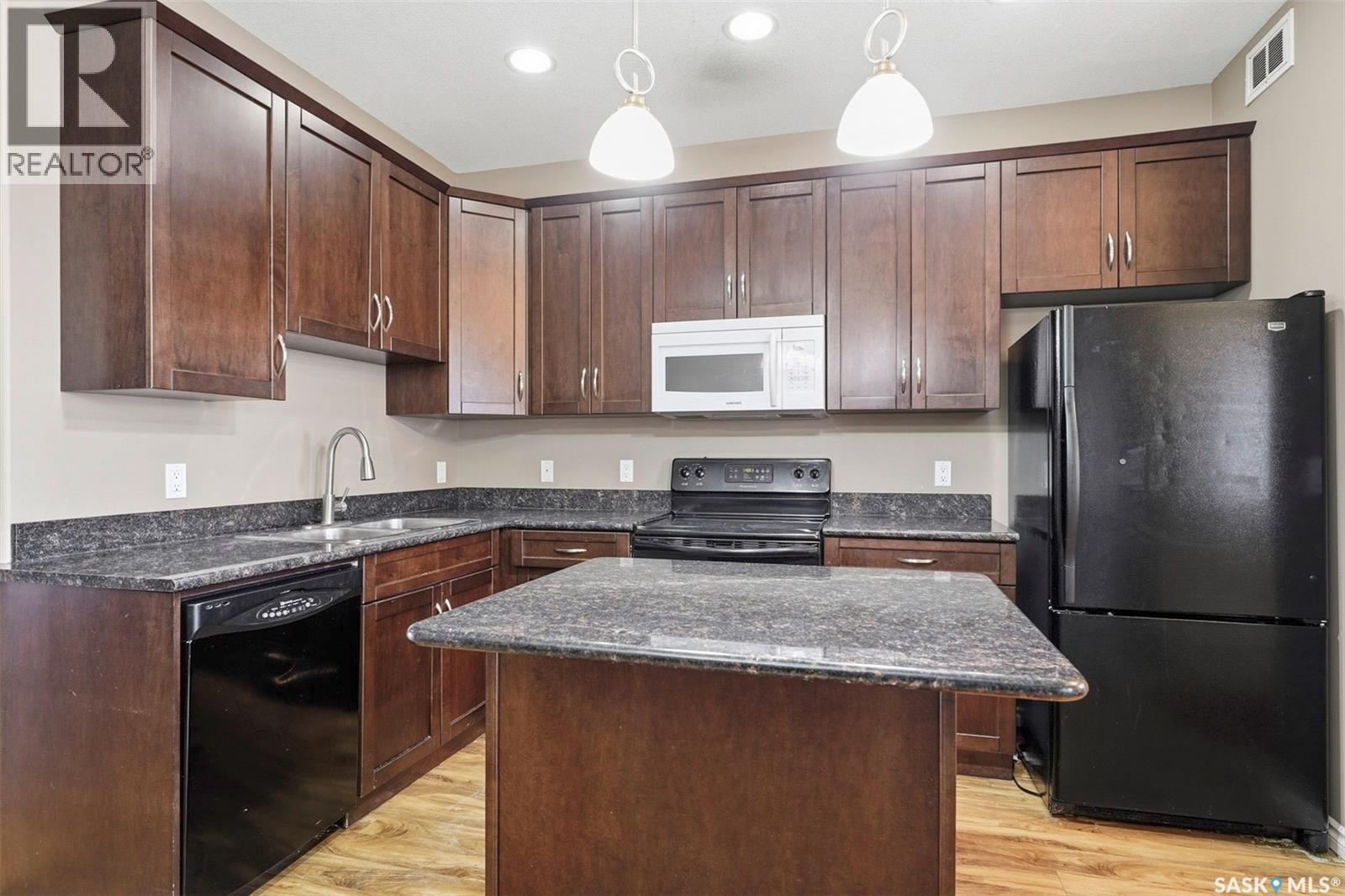 402 110 Willowgrove Crescent, Saskatoon, Saskatchewan  S7W 0E3 - Photo 11 - SK026506