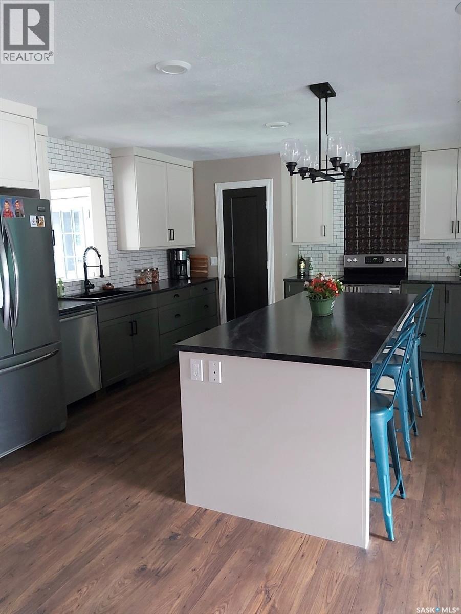 212 4th Avenue E, Nokomis, Saskatchewan  S0G 3R0 - Photo 6 - SK026567