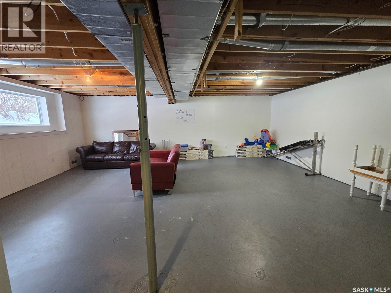 212 4th Avenue E, Nokomis, Saskatchewan  S0G 3R0 - Photo 17 - SK026567