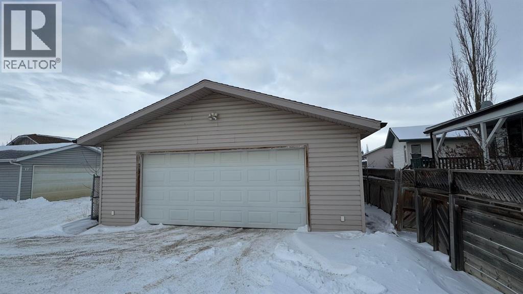 72 Herder Drive, Sylvan Lake, Alberta  T4S 1X8 - Photo 11 - A2276372