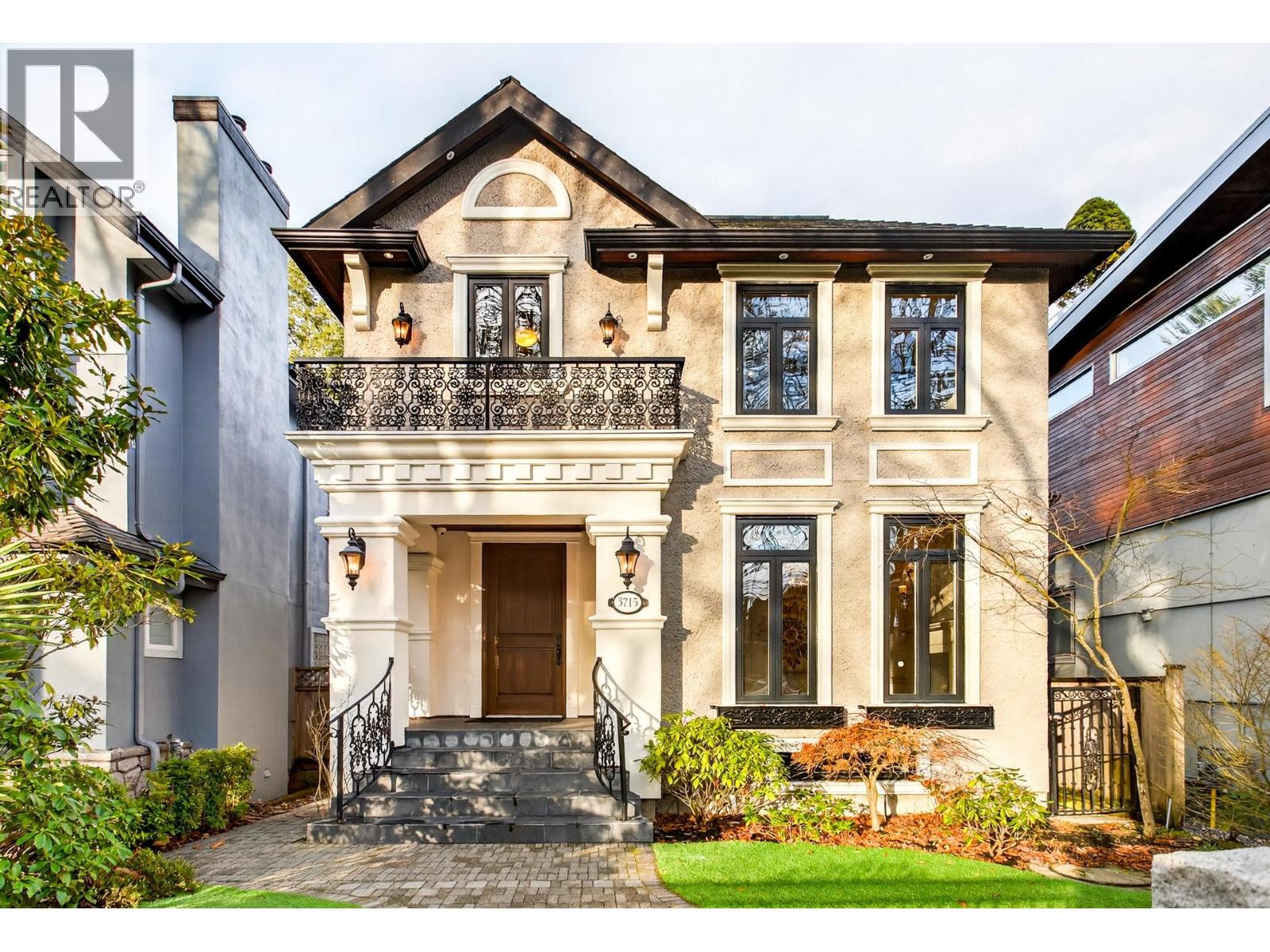 3715 W 22ND AVENUE, Vancouver, British Columbia