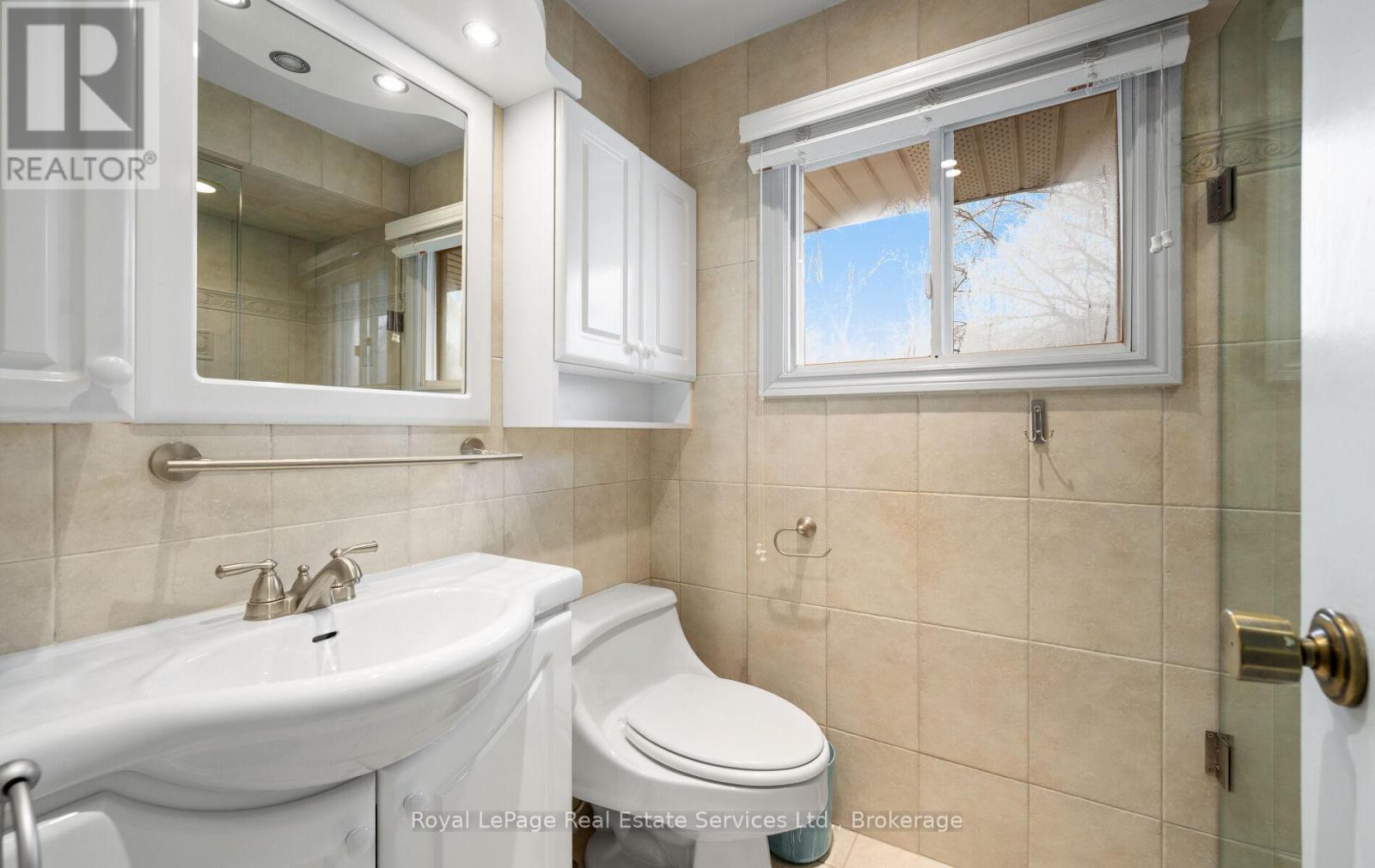 2179 Adair Crescent, Oakville, Ontario  L6J 5J6 - Photo 24 - W12682726