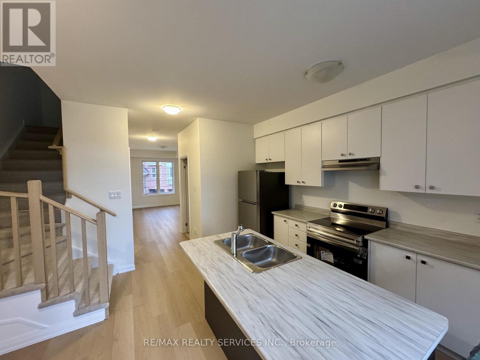 29 - 389 Conklin Road, Brantford, Ontario  N3T 0Y3 - Photo 4 - X12666432