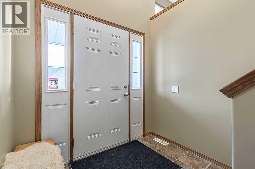 518 Sunrise Way Sw, Diamond Valley, Alberta  T0L 2A0 - Photo 4 - A2274631