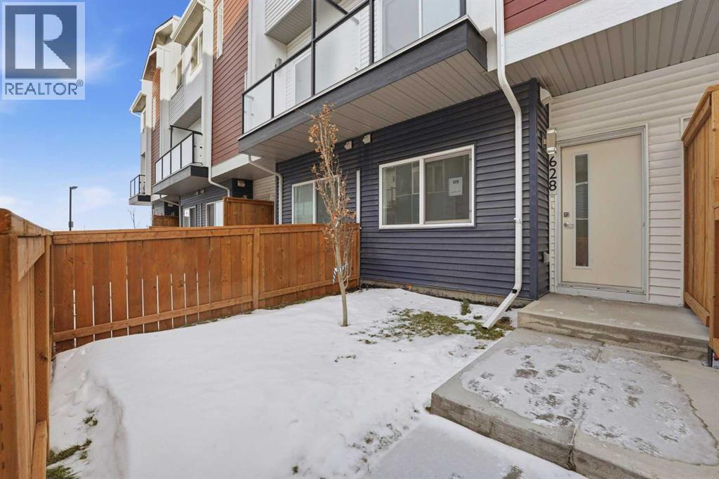 628 Red Sky Villas Ne, Calgary, Alberta  T3N 2M3 - Photo 3 - A2277091