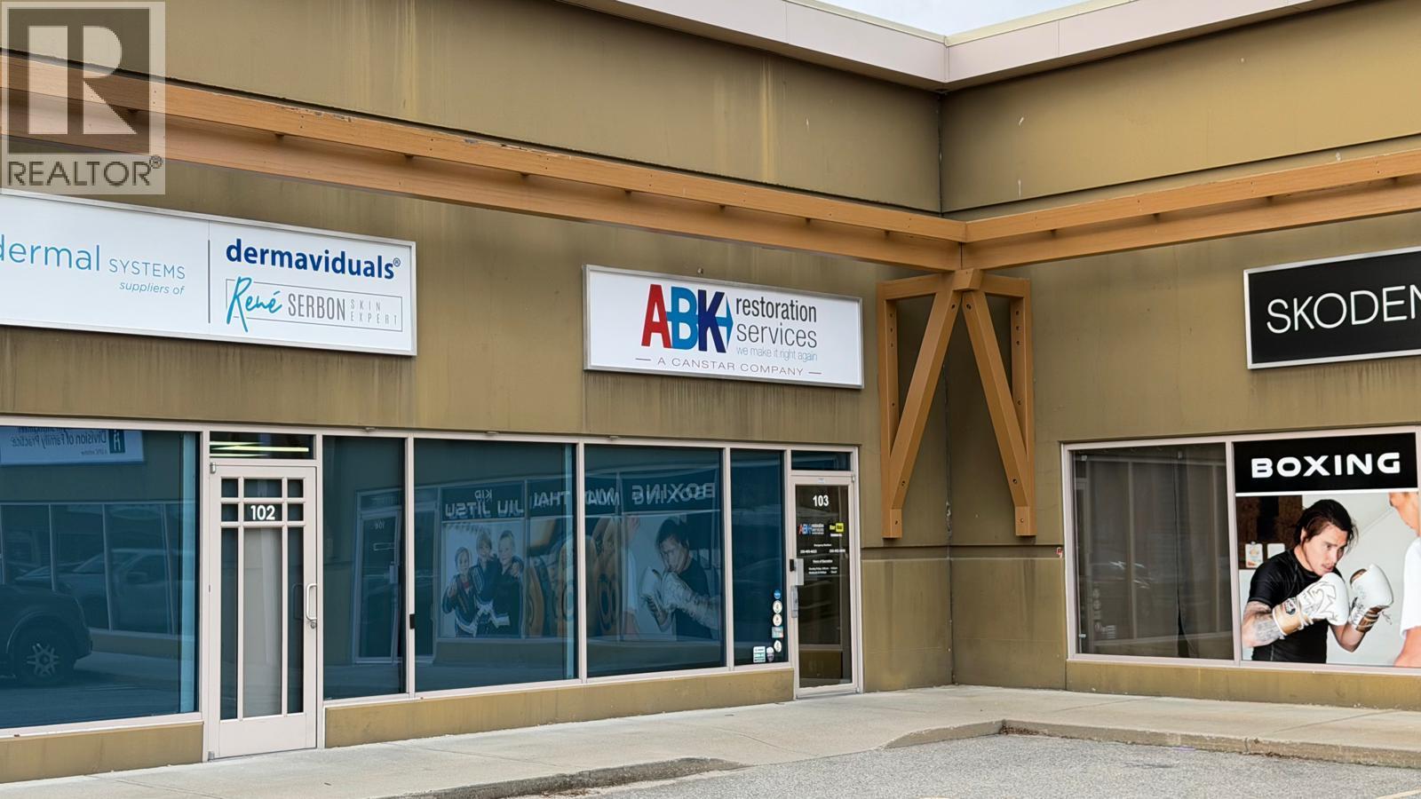 197 Warren Avenue Unit# 102 Penticton Photo 2