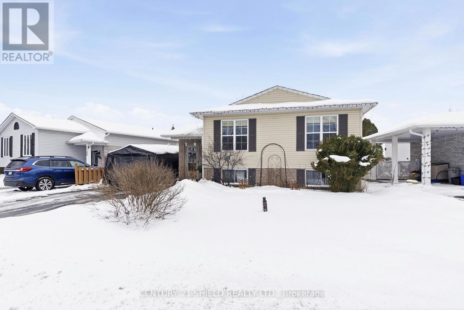 1712 CUMBERLAND STREET, Cornwall, Ontario