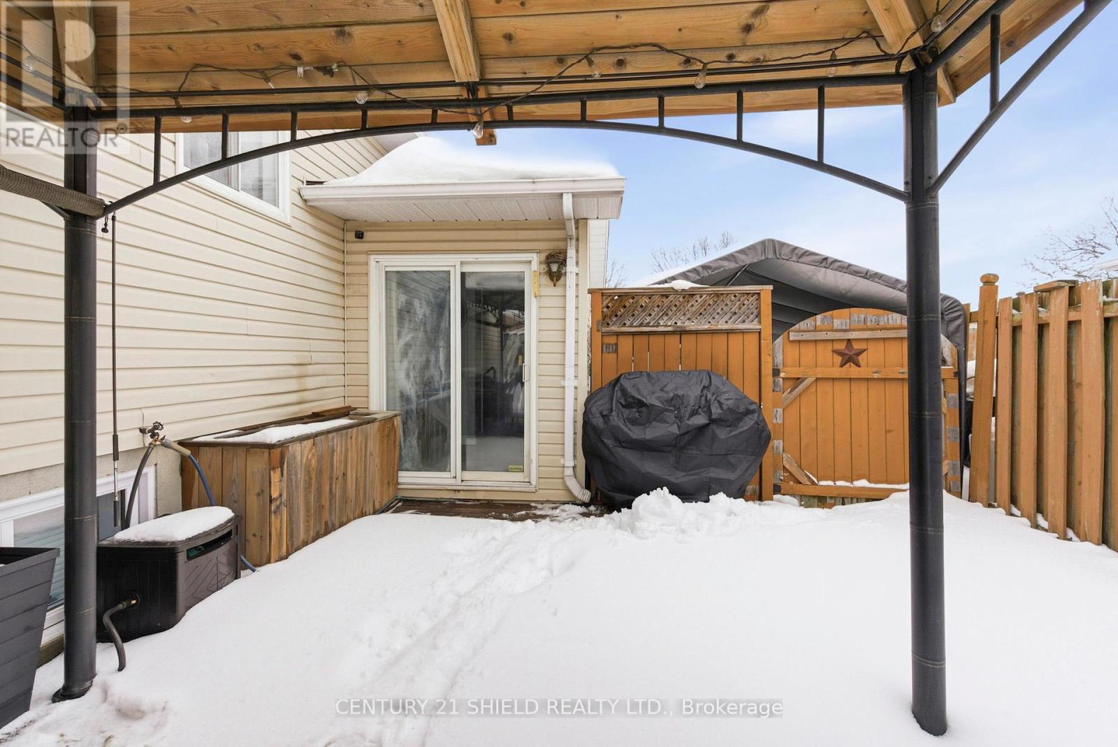 1712 Cumberland Street, Cornwall, Ontario  K6J 5T6 - Photo 33 - X12682744