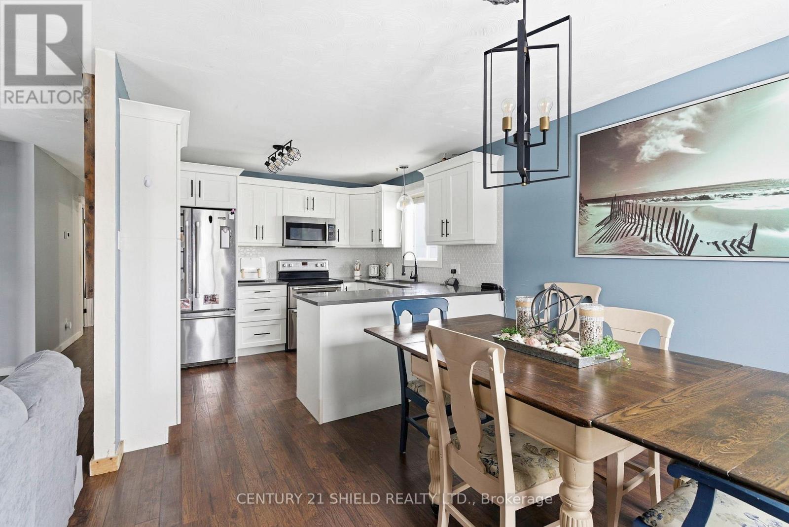 1712 Cumberland Street, Cornwall, Ontario  K6J 5T6 - Photo 9 - X12682744