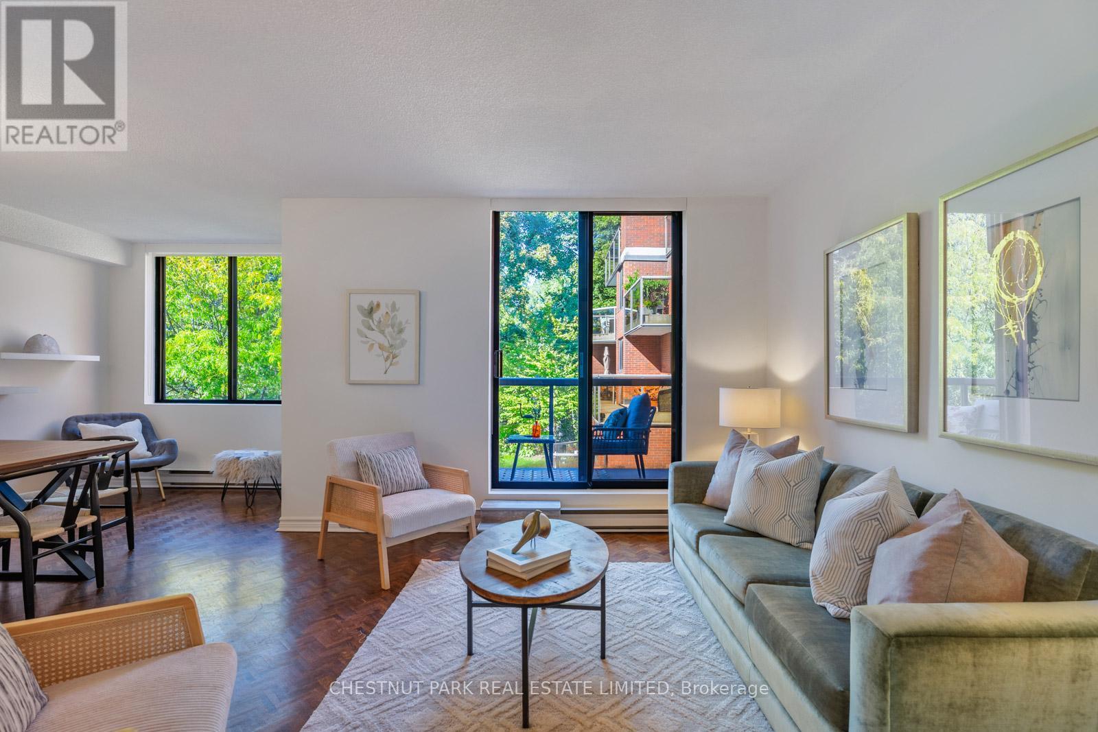 305 - 30 Glen Elm Avenue, Toronto (Rosedale-Moore Park), Ontario  M4T 1T7 - Photo 5 - C12682740