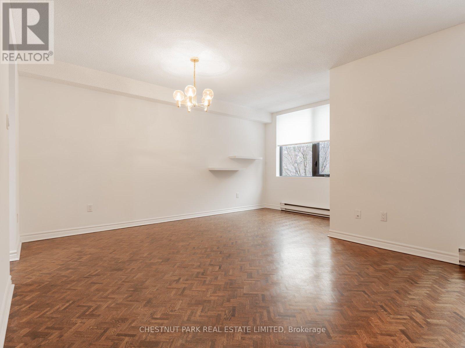 305 - 30 Glen Elm Avenue, Toronto (Rosedale-Moore Park), Ontario  M4T 1T7 - Photo 9 - C12682740