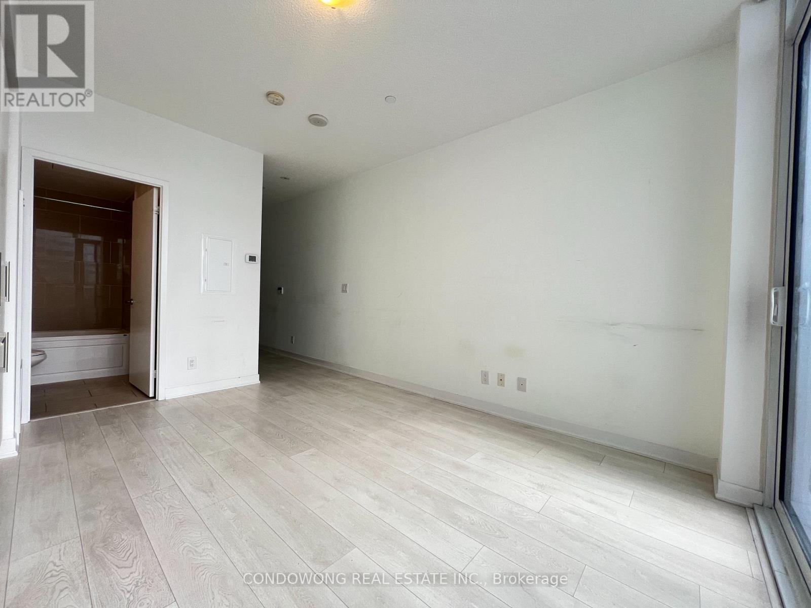 4911 - 88 Harbour Street, Toronto, Ontario  M5J 0C3 - Photo 3 - C12682754