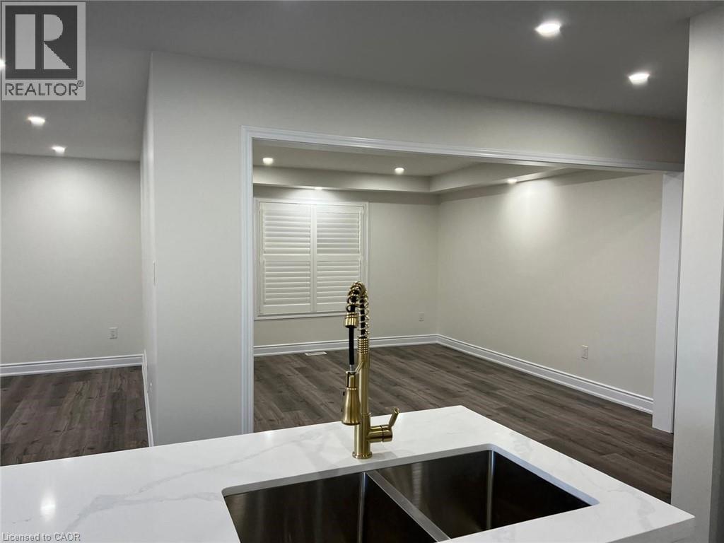 112 Gillespie Drive, Brantford, Ontario  N3T 0K2 - Photo 14 - 40797535