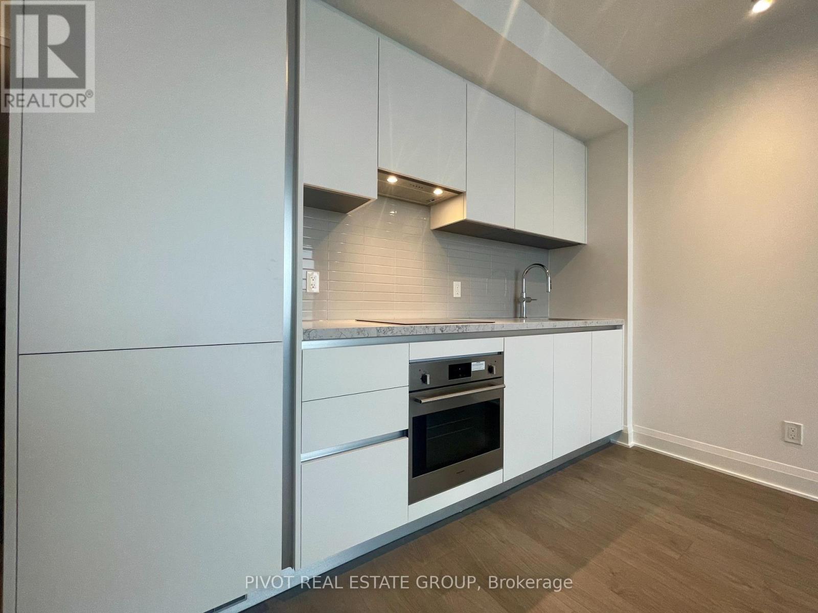 1103 - 2 Erskine Road, Mississauga, Ontario  L5B 0S1 - Photo 10 - W12682728