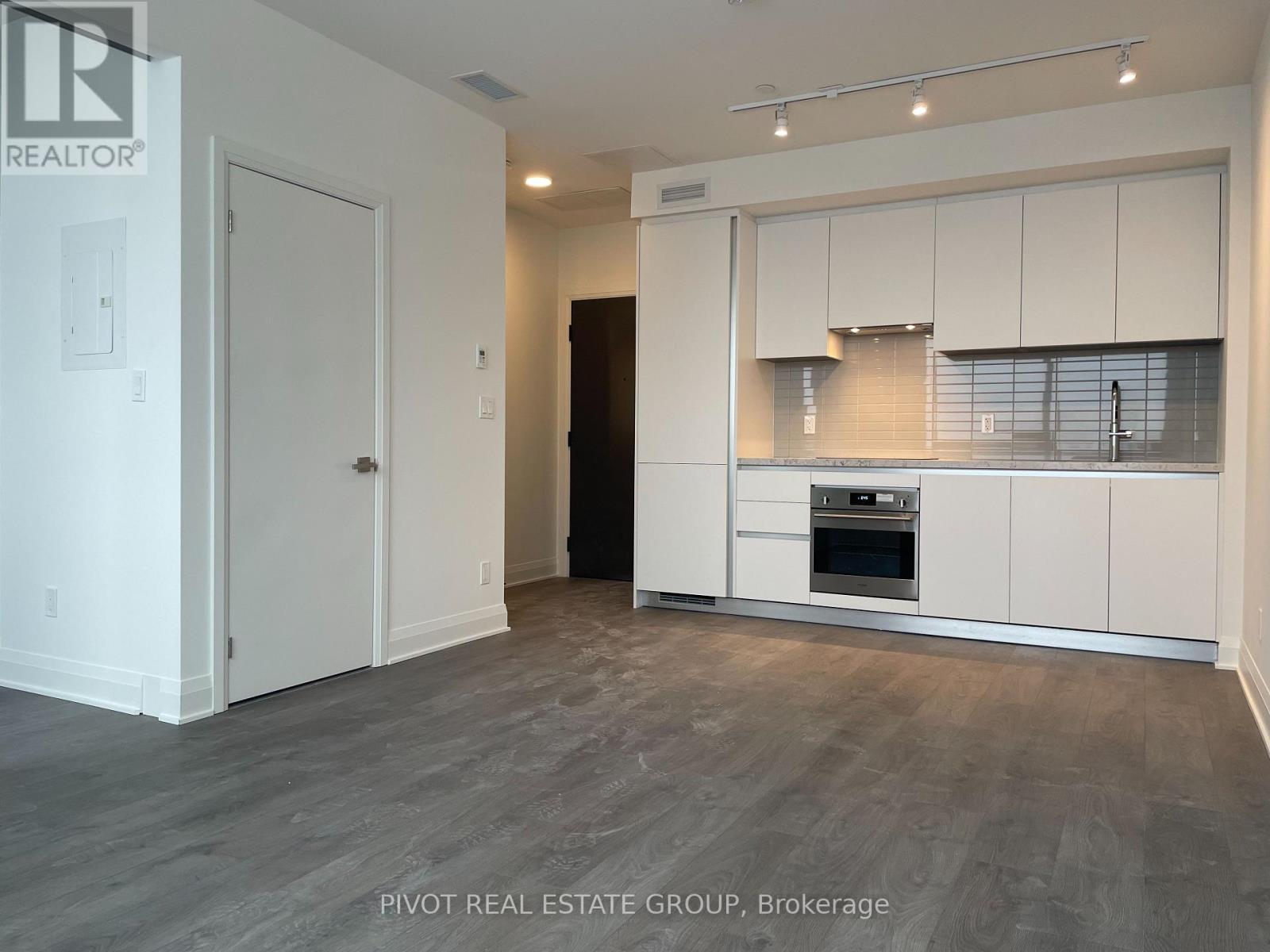 1103 - 2 Erskine Road, Mississauga, Ontario  L5B 0S1 - Photo 25 - W12682728