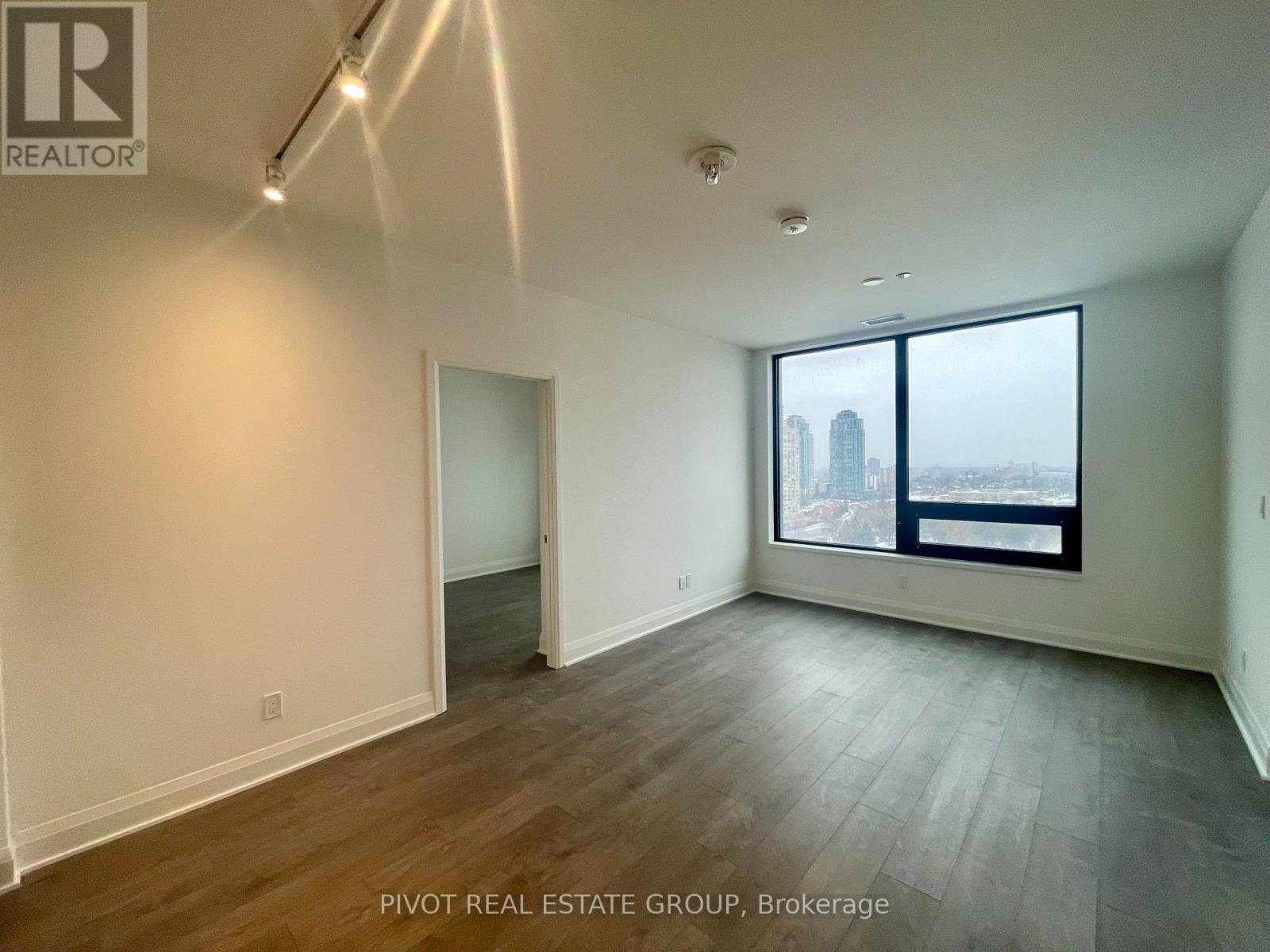 1103 - 2 Erskine Road, Mississauga, Ontario  L5B 0S1 - Photo 5 - W12682728