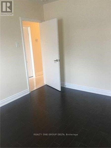 Upper - 30 Dittmer Crescent, Toronto (West Humber-Clairville), Ontario  M9W 4P8 - Photo 12 - W12682746