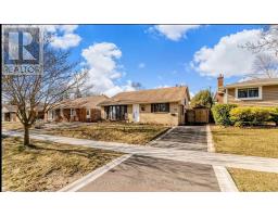 608 THORNWOOD AVENUE, Burlington, Ontario