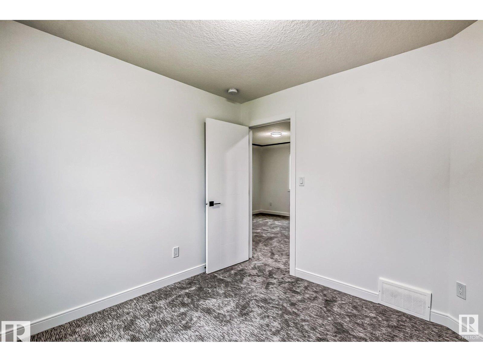 1703 152 Av Nw, Edmonton, Alberta  T5Y 2R7 - Photo 17 - E4469627